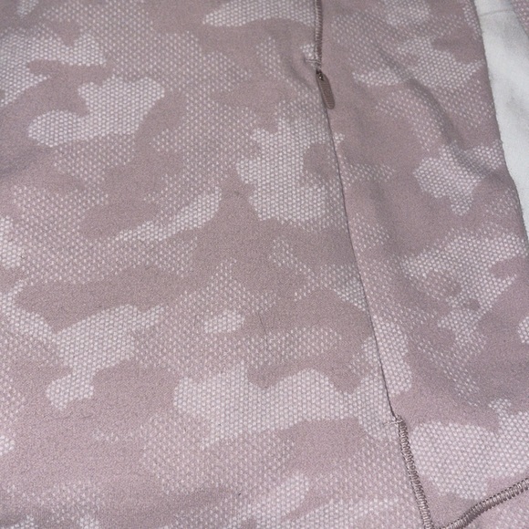 Lululemon Run Briskly 1/2 Zip Top Heritage Camo Jacquard Silky White Pink Blush - Picture 7 of 9